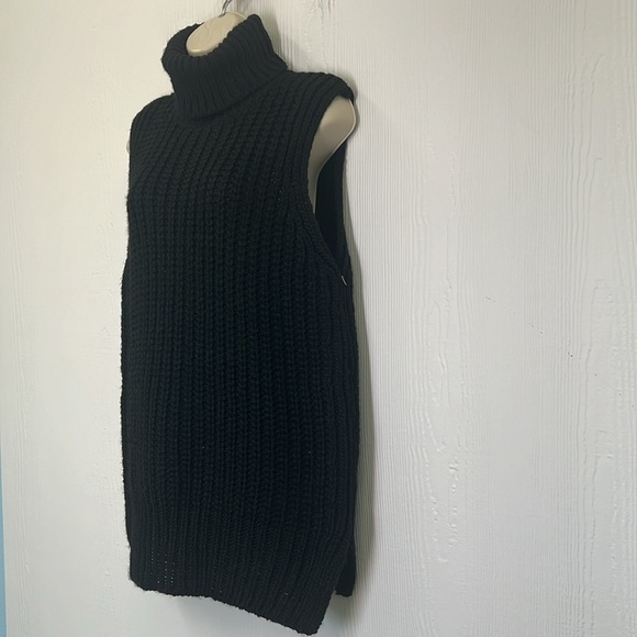H&M - Black Relaxed Chunky Knit Long Sleeveless Turtleneck Sweater Size XS - Picture 5 of 10